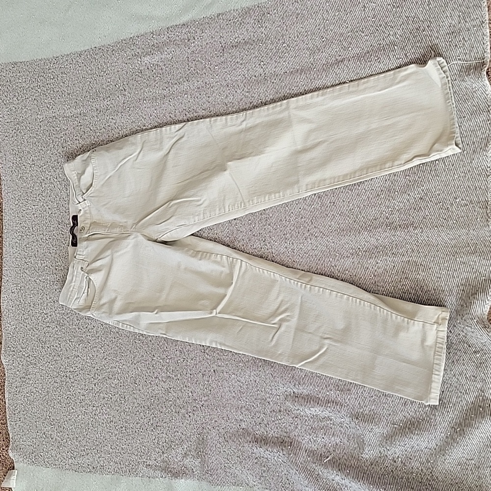 Gloria Vanderbilt Amanda sz 6 beige